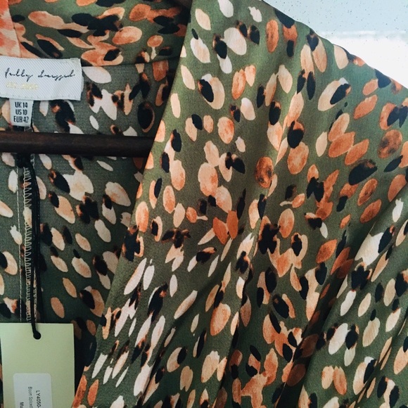 Print-Play Long Sleeve Dress - Picture 3 of 5